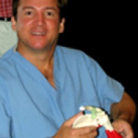 Dr. Stephen  Gunther M.D.